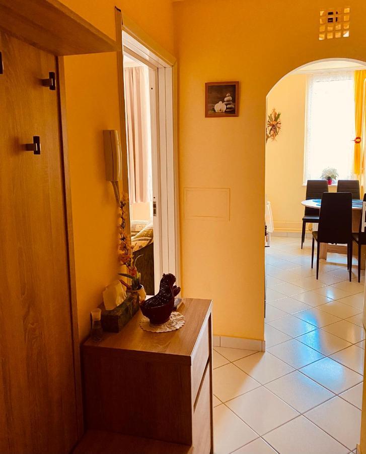 Victoria Apartman Eger Bagian luar foto